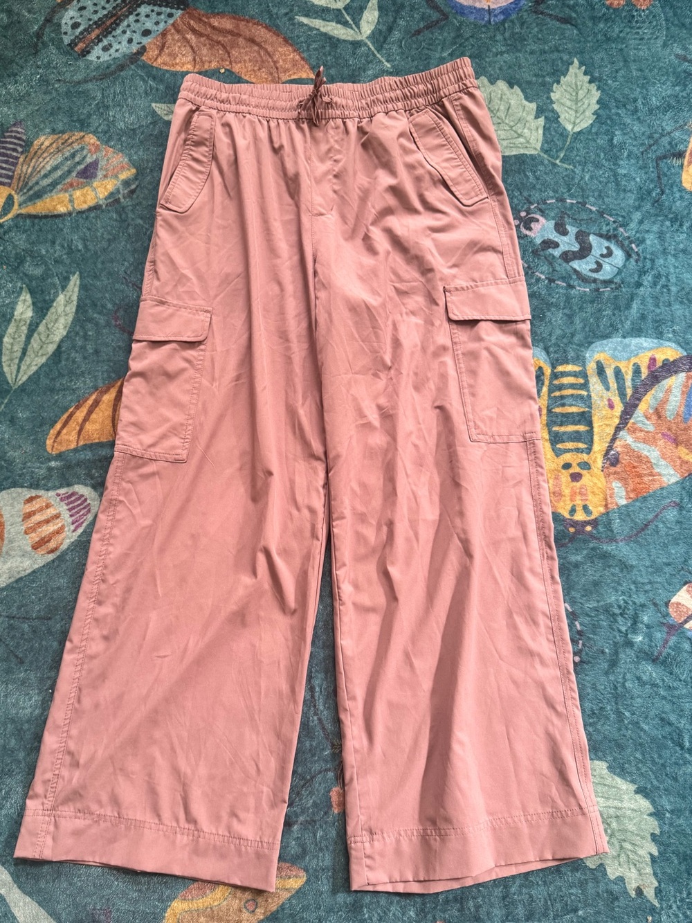 Old Navy Quick Dry Wide Leg Cargo Pants in Dusty Rose Pink L Athleisure NWOT
